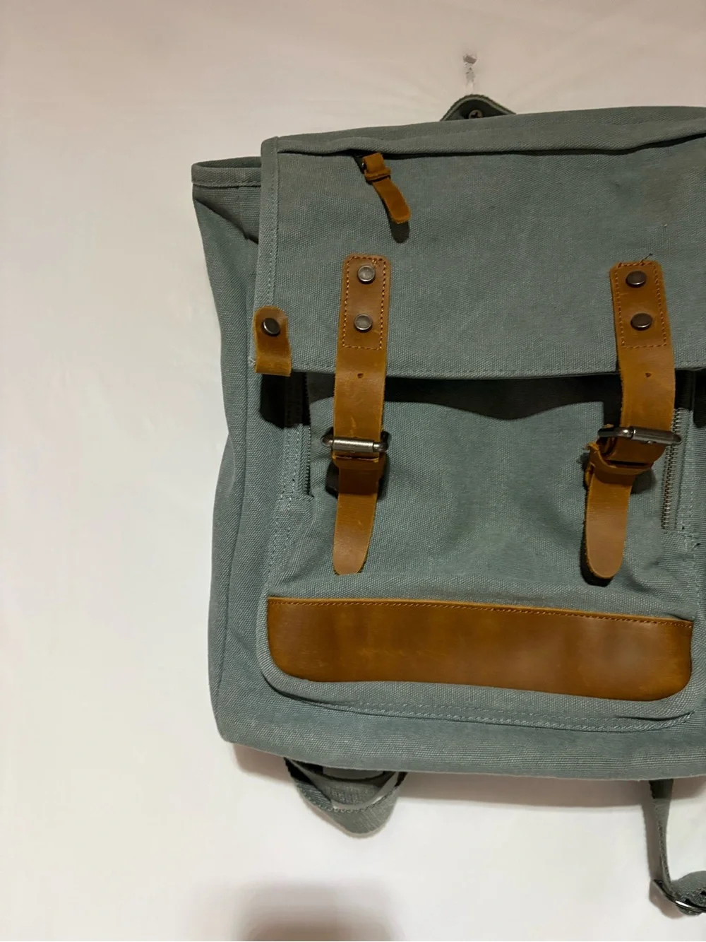 TSD Canvas Daypack Backpack with Tan Leather Accents - Green